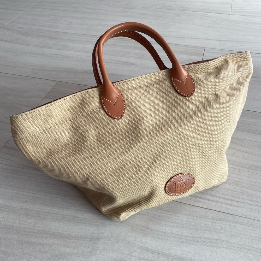 Vintage Dooney & Bourke bag